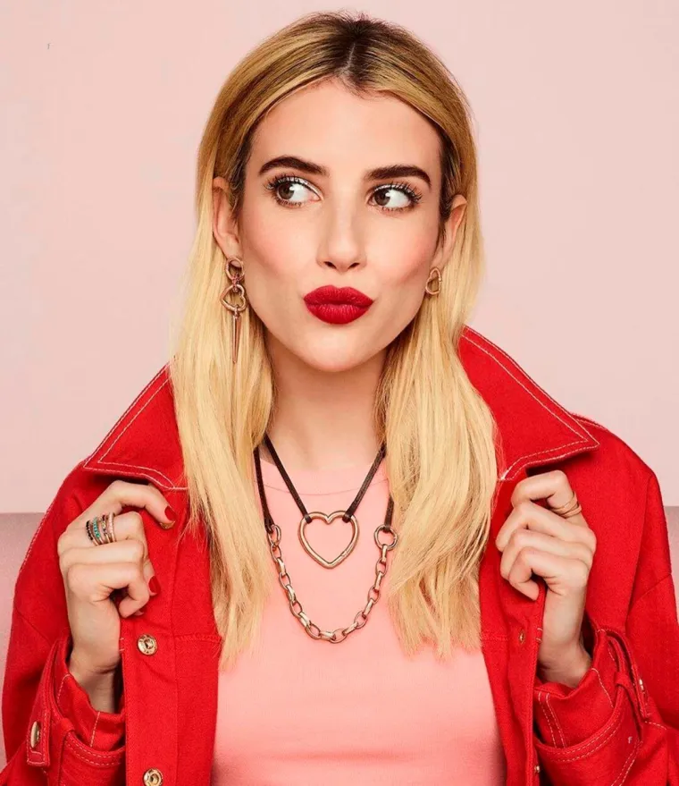 Emma Roberts glumi seksi slatkice, ali rijetki znaju koliko opaka može biti: Kolegu i zaručnika je izgrizla do krvi