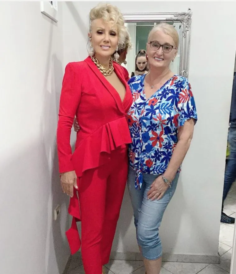 Za Lepu Brenu je čuo cijeli svijet, a malo tko zna kako izgleda njena sestra: Zajedno će u Kanadi pokrenuti posao