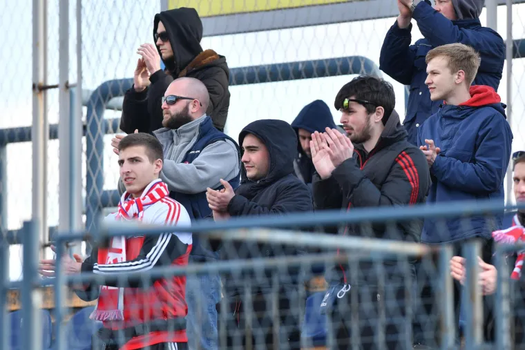 Na utakmici između NK Varaždin i NK Orijent 1919. Leonard Vuk slomio nogu