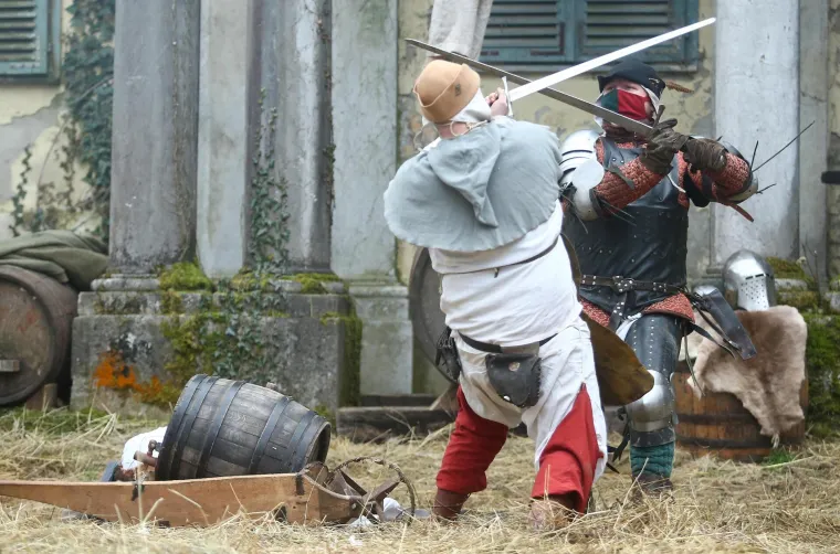 FOTO Uprizorili brutalnu bitku iz Seljačke bune iz 1573., napad na Tahyjev grad u Stubičkom Golubovcu