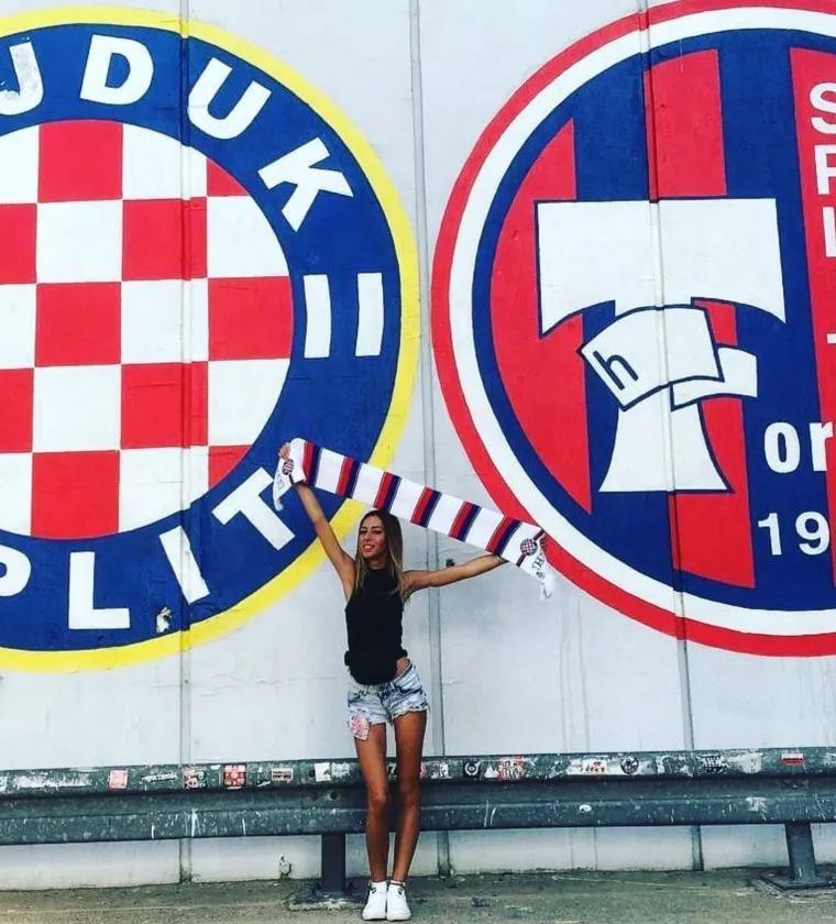 O Hajduče, navijačice su tvoje uvik uz te: Uz podr&scaron;ku ovih vatrenih Torcida&scaron;ica, 'Bili' bi mogli i do trofeja