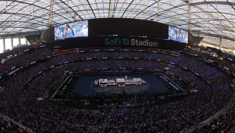 Rekordan 56. Super Bowl: Prokockano vi&scaron;e od 7,6 milijardi dolara, pojedeno vi&scaron;e od milijardu pilećih krilaca; Reklama od 30 sekundi ko&scaron;tala sedam milijuna dolara