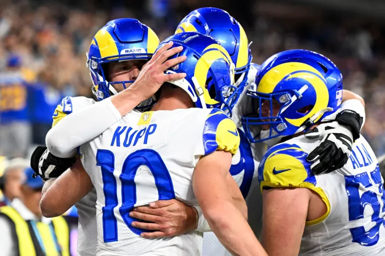 Rekordan 56. Super Bowl: Prokockano vi&scaron;e od 7,6 milijardi dolara, pojedeno vi&scaron;e od milijardu pilećih krilaca; Reklama od 30 sekundi ko&scaron;tala sedam milijuna dolara