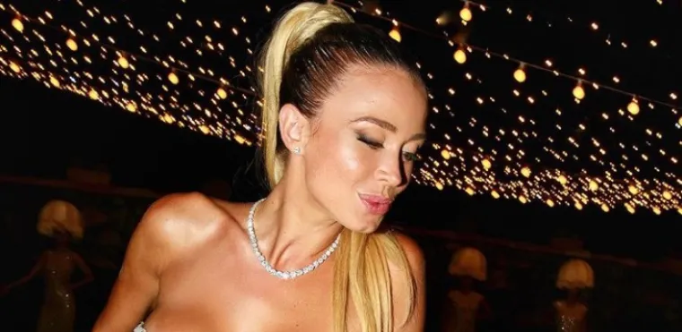 Diletta objavila fotke ludog provoda, svi bulje u njene grudi: 'Ti si bomba...'