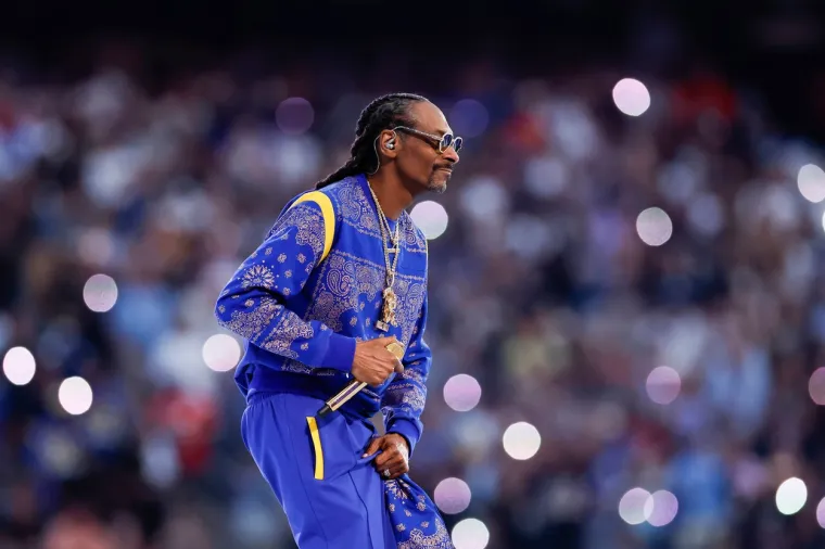 Ludi Snoop Doggy Dogg uhvaćen u nezgodnom trenutku na 56. Super Bowlu: Evo &scaron;to radi kad misli da nitko ne gleda