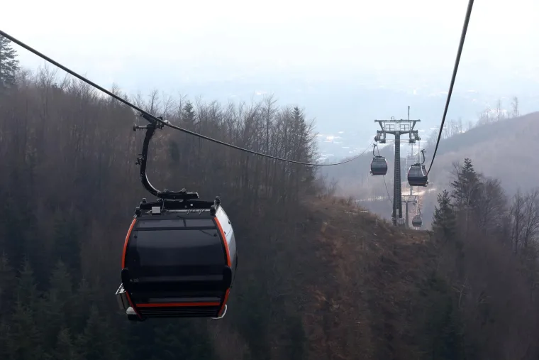 Žičarom na Sljeme: Pogledajte slike s probne vožnje skupocjenom ljepoticom