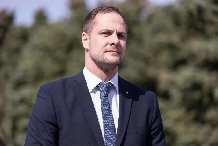 ZRAČNA LUKA OSIJEK - direktor Ivan Kos - Bruto: 23.702 kuna, Neto: 16.801 kuna (podatak iz kolovoza 2021.)