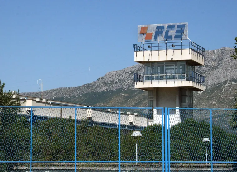 Pomorski centar za elektroniku - direktor Branko Lubina (HDZ) - Bruto: 30.074 kuna, Neto: 19.724 kuna