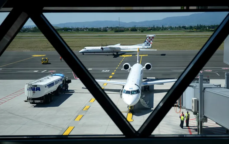 ZRAČNA LUKA ZAGREB - direktor Ranko Ilić - Bruto: 49.153 kuna, Neto: 25.485 kuna