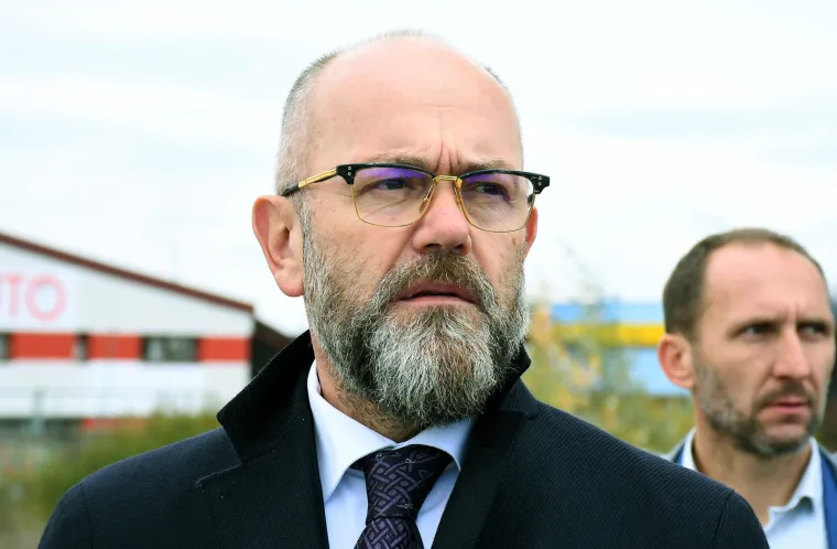 Hrvatske ceste - predsjednik Uprave Josip &Scaron;korić (HDZ) - Bruto: 40.725 kuna, Neto: 25.835 kuna