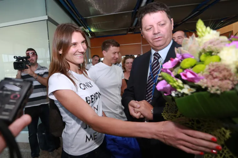 ZRAČNA LUKA SPLIT - direktor Luk&scaron;a Novak (HDZ) - Bruto: 40.790 kuna, Neto: 26.218 kuna 