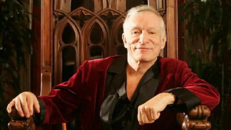 Rekla je da bi je Hefner tjerao da spava s drugim muškarcima i ženama dok bi ih snimao te da je bio zainteresiran za zoofiliju te je volio snuff filmove.  &quot;Bio je poput vampira, isisavao je život iz mene. Zaista, bio je čudovište. Stvari koje su ga palile - ništa nije bilo dovoljno. Ništa&quot;, rekao je Theodore.