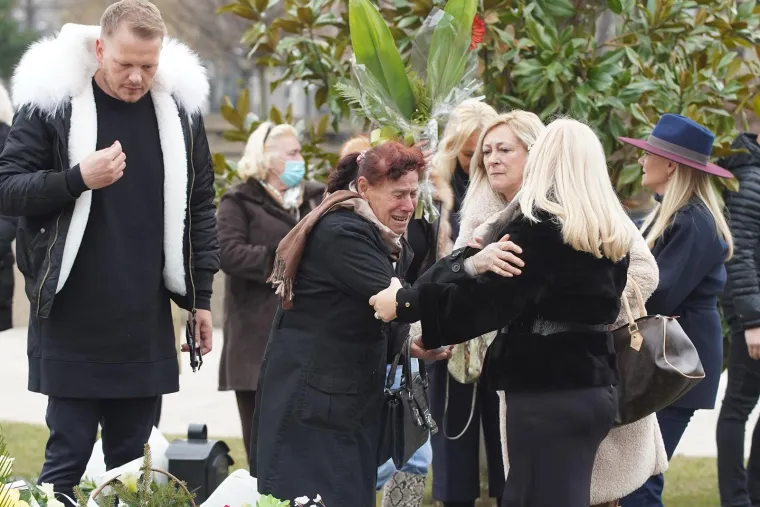 Sestra Šabana Šaulića i Gordana Šaulić