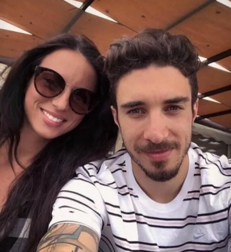 Šime i Matea upoznali su se još u srednjoj školi, vjenčali su se 2017. godine, a početkom lipnja sljedeće godine dobili su sina Brunu.