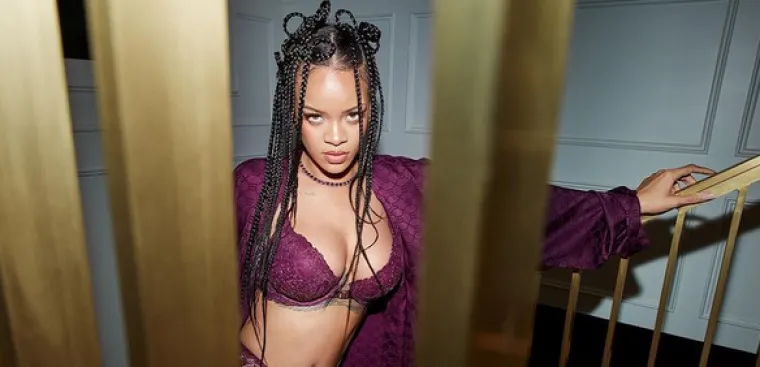 Ova ikona seksipila i glazbena diva dobro je iskoristila svoju slavu i bogatstvo, uključena je u mnoge dobrotvorne radove. Osnovala je The Believe Foundation 2006. za pomoć djeci s neizlječivim bolestima, pridružila se H&amp;M-u u njihovoj kampanji Modom protiv AIDS-a i bila je za&scaron;titno lice kampanje Gucci za UNICEF-a. Osim &scaron;to je filantrop, Rihanna je i uspje&scaron;na poduzetnica, a većina njezina bogatstva dolazi od njezine tri tvrtke: Fenty Beauty, Fenty Skin (kozmetički proizvodi) i Savage x Fenty (linija donjeg rublja).