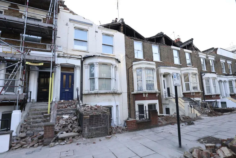 Oluja Eunice usmrtila 13 ljudi, velik dio Europe ostao bez električne energije