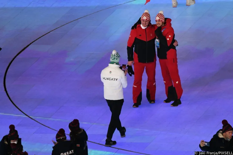 Kakav spektakl! Pogledajte svečano zatvaranje Olimpijskih igara: Hrvatsku zastavu nosila 17-godišnjakinja