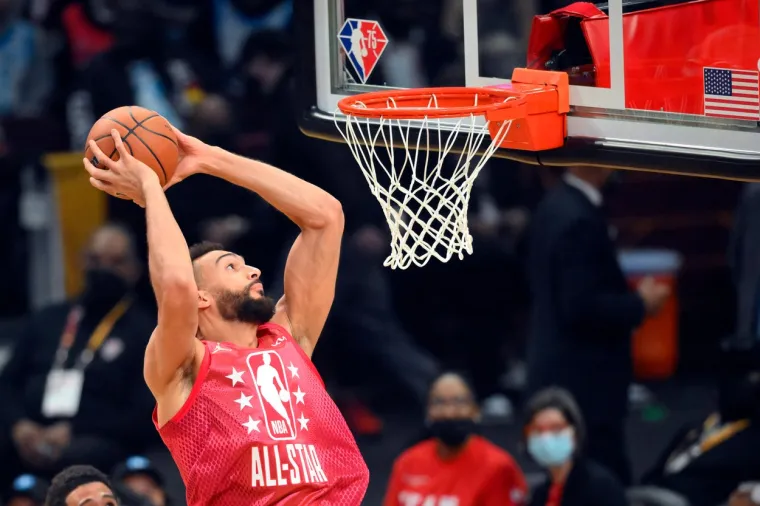 Ovako je to spektakularno izgledalo noćas u Clevelandu na 71. All Star susretu najboljih ko&scaron;arka&scaron;a svijeta