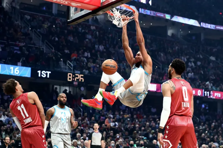 Ovako je to spektakularno izgledalo noćas u Clevelandu na 71. All Star susretu najboljih ko&scaron;arka&scaron;a svijeta