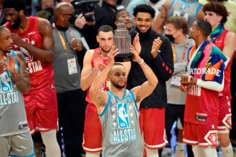 Ovako je to spektakularno izgledalo noćas u Clevelandu na 71. All Star susretu najboljih ko&scaron;arka&scaron;a svijeta