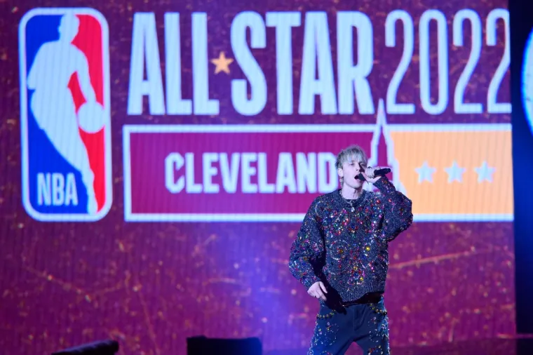 Na 71. All Staru u Clevelandu svi su gledali u zanosnu Megan Fox i njenu torbicu 'Skrenula je pozornost na sebe'