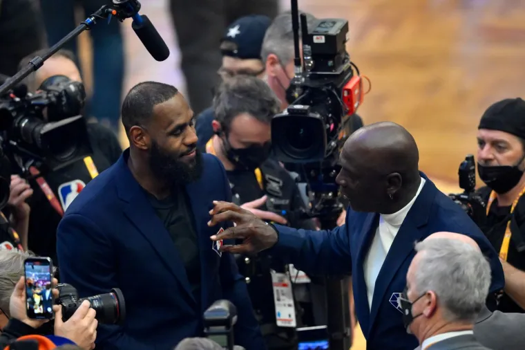 LeBron James i Michael Jordan