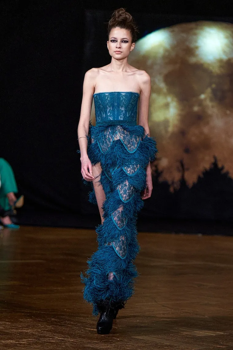 Nema tu gaćica ni u tragovima: Oskudne krpice nosile su na golom tijelu i pokazale 'puno lipih stvari'