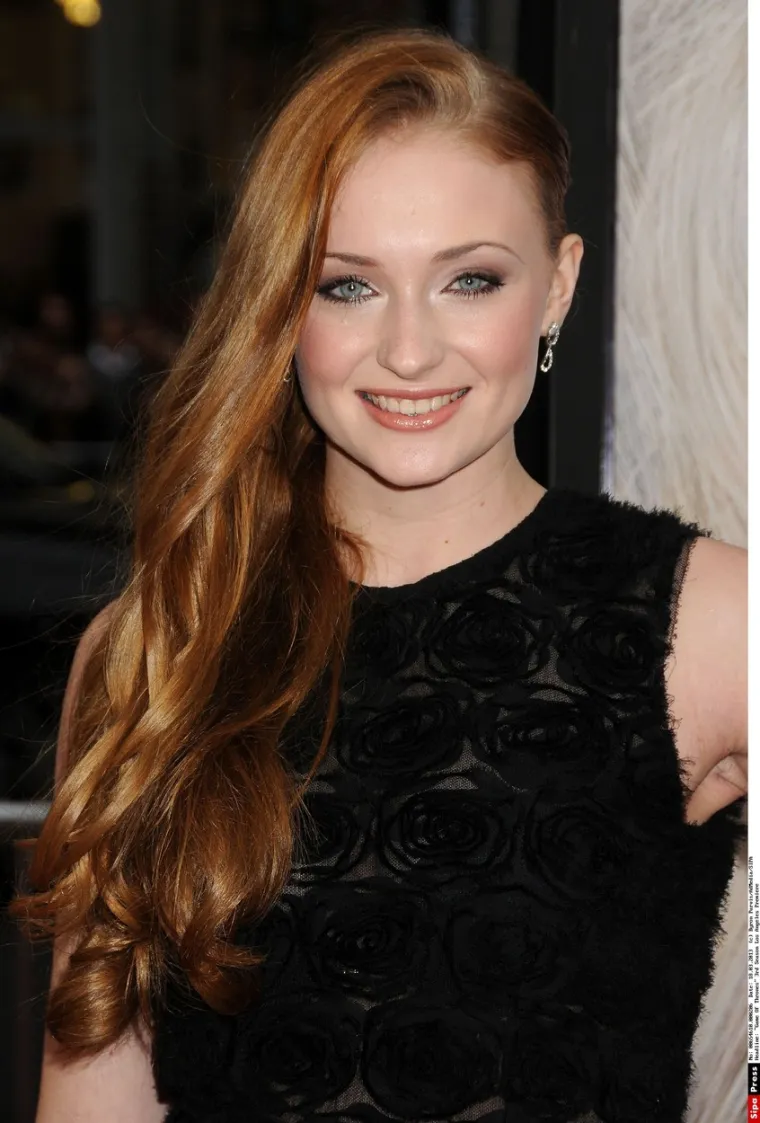 Djeluje pitomo i privatnost čuva kao oko u glavi, ali ipak se otkrilo da se Sophie Turner voli razuzdati