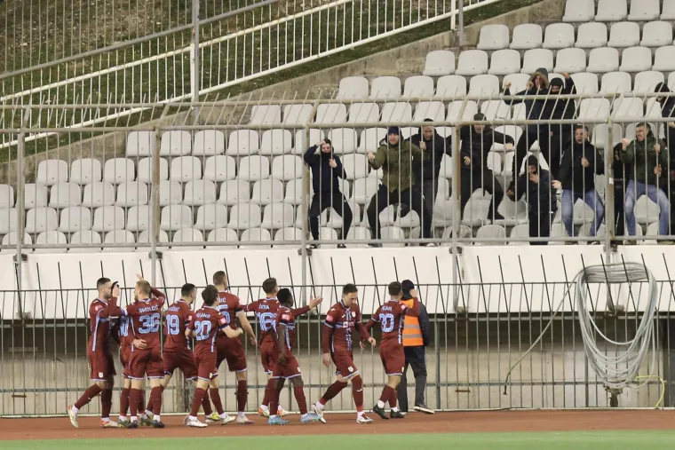 Jeste li primjetili što je Drmić napravio nakon gola? Poljud je poludio, Armada pala u trans