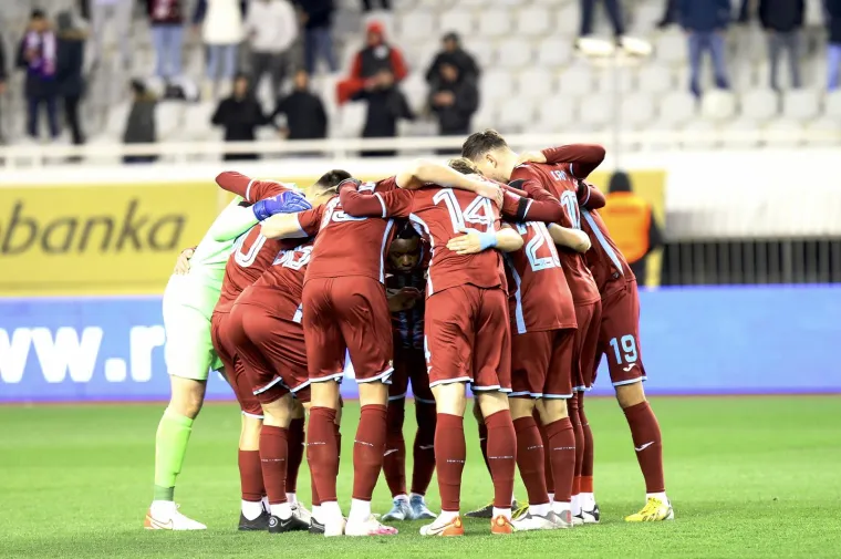 Jeste li primjetili što je Drmić napravio nakon gola? Poljud je poludio, Armada pala u trans