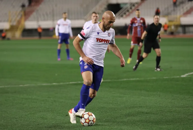 Jeste li primjetili &scaron;to je Drmić napravio nakon gola? Poljud je poludio, Armada pala u trans