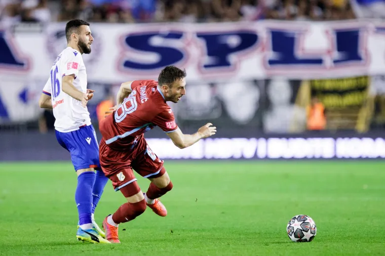 Jeste li primjetili &scaron;to je Drmić napravio nakon gola? Poljud je poludio, Armada pala u trans