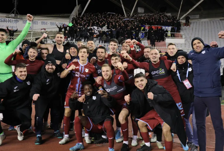 Jeste čuli &scaron;to se dogodilo za vrijeme Rukavinine analize na Poljudu? Prijetnje batinama u prijenosu UŽIVO