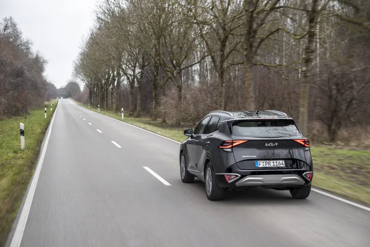 Novi crni krov, još jedan novitet u Sportageu u Europi, sada je dostupan u GT-line verziji koja naglašava sportski profil