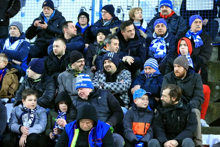 Gradski vrt do&scaron;ao se pokloniti bijelo-plavima u derbiju protiv Dinama za vrh HNL-a