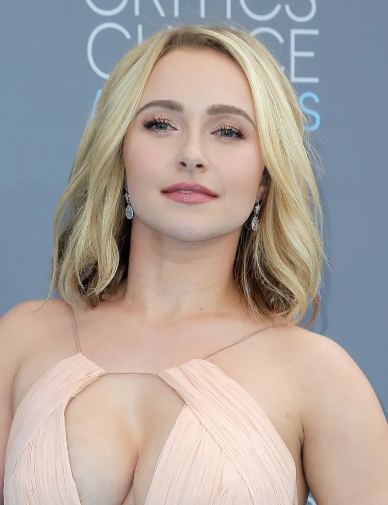 Njegova biv&scaron;a Hayden Panettiere: 'Ovo &scaron;to Putin radi je apsolutna sramota. Voljela bih da se borim uz tebe'