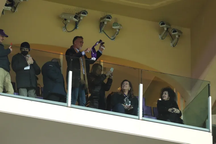 Gabriel Batistuta izgleda gotovo neprepoznatljivo, legenda se pojavila na utakmici Fiorentine i sve iznenadila