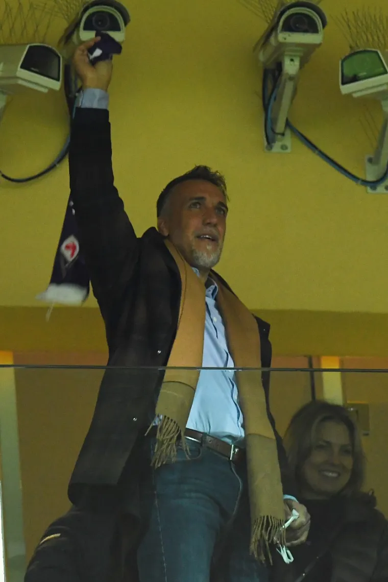 Gabriel Batistuta izgleda gotovo neprepoznatljivo, legenda se pojavila na utakmici Fiorentine i sve iznenadila