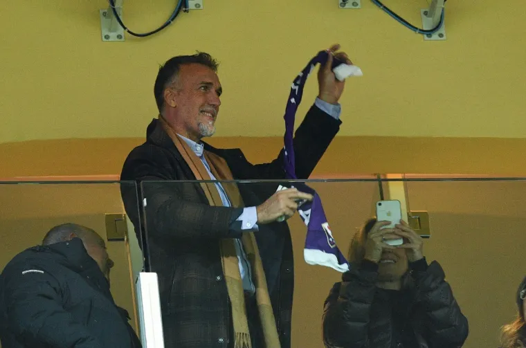 Gabriel Batistuta izgleda gotovo neprepoznatljivo, legenda se pojavila na utakmici Fiorentine i sve iznenadila