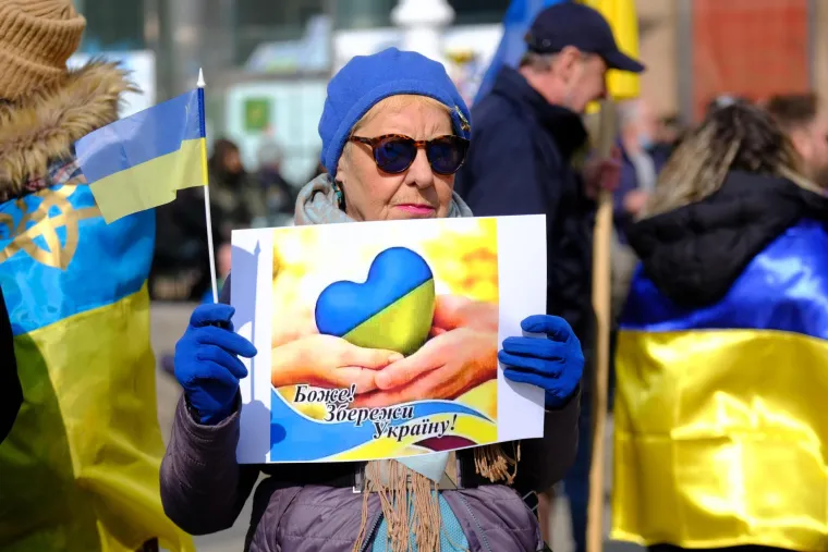 U Zagrebu veliki broj građana okupio se na skupu podr&scaron;ke za Ukrajinu