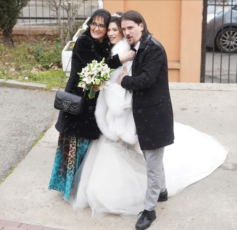 Oženio se sin Ace Lukasa, Lazar: Pjevač zakasnio na vjenčanje vlastitog sina, a po dolasku sve iznenadio