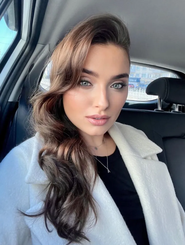 &quot;Na mom putu do granice nije bilo mjesta gdje se nisu čule sirene i gdje nisu eksplodirale bombe&quot;, potreseno je izjavila bivša Miss Ukrajine. 
