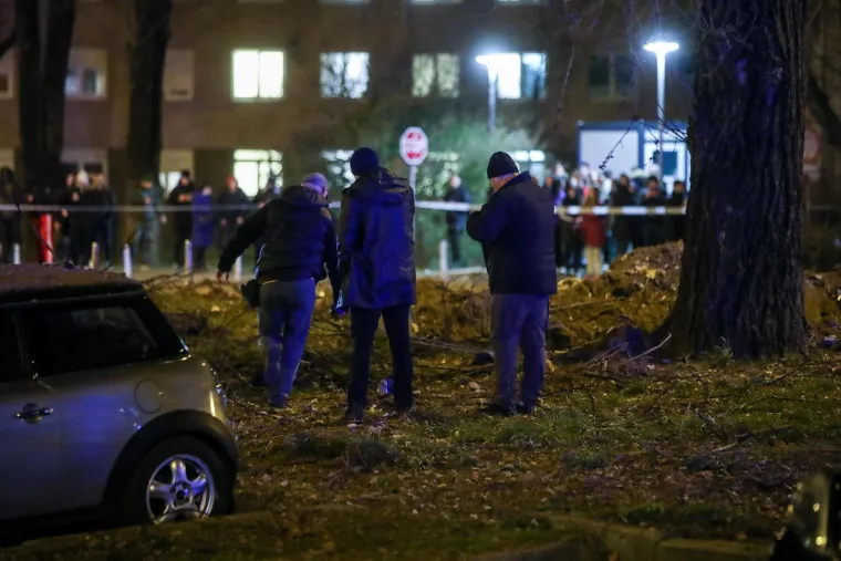 Jaka eksplozija u Zagrebu, krater u tlu nedaleko studentskog doma Stjepan Radić