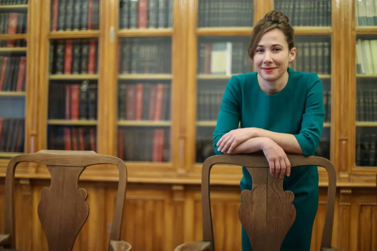 Marija Selak Raspudić započela je svoju političku karijeru ulaskom u Sabor kao nezavisna zastupnica na listi Mosta nezavisnih lista. 