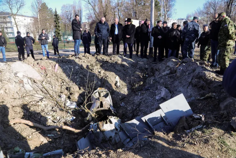 Pogledajte najnovije slike kratera i rakete koja se sru&scaron;ila u Zagrebu. Kreću pripreme za iskapanje