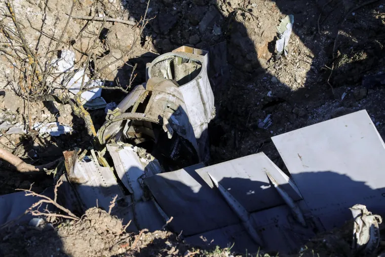 Pogledajte najnovije slike kratera i rakete koja se sru&scaron;ila u Zagrebu. Kreću pripreme za iskapanje