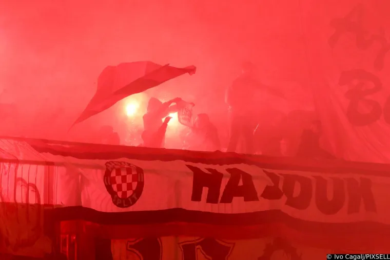 Hajduk u novim problemima, pogledajte što su njihovi navijači radili za vrijeme utakmice s Dinamom