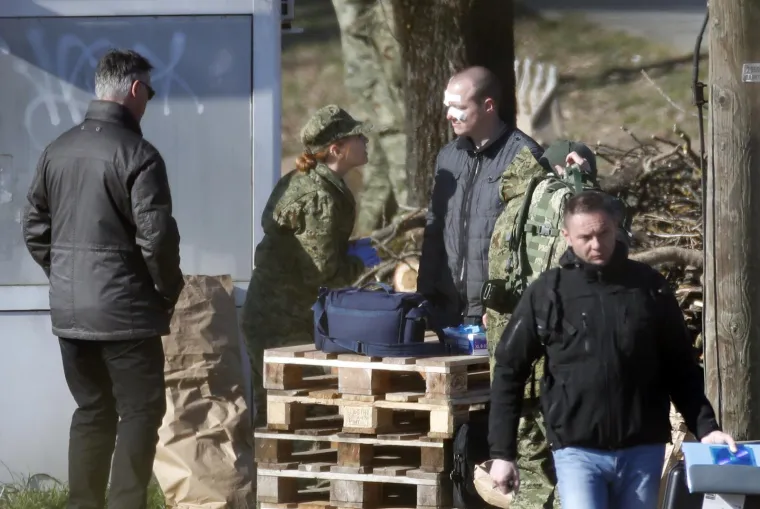 Pogledajte izbliza vojno-izviđački dron srednjeg dometa 141 Strizh