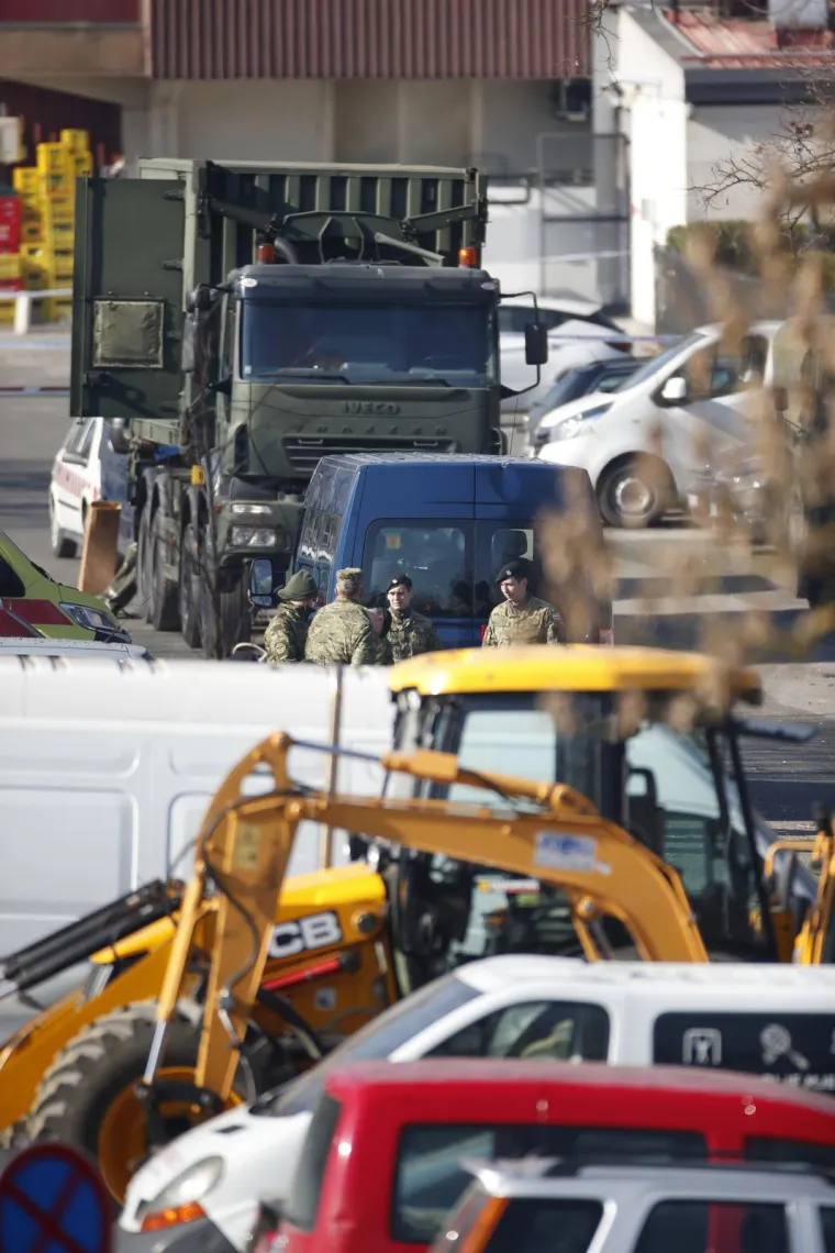 Pogledajte izbliza vojno-izviđački dron srednjeg dometa 141 Strizh