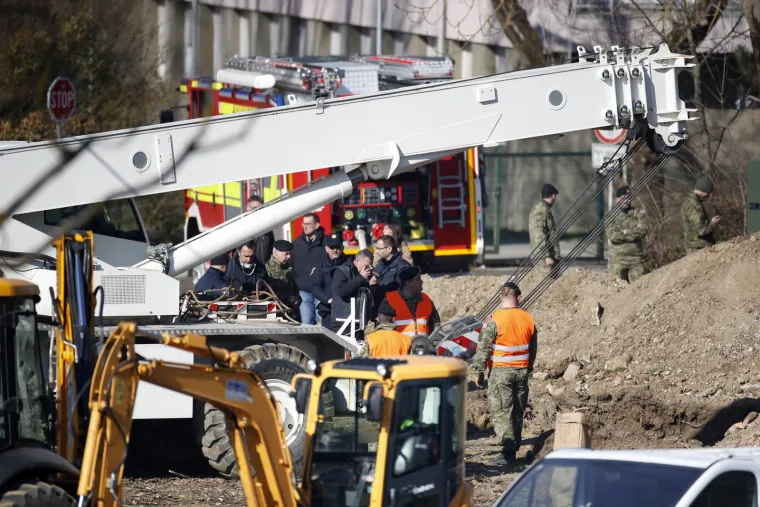 Pogledajte izbliza vojno-izviđački dron srednjeg dometa 141 Strizh